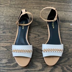 Coach Chain Detail Sandas